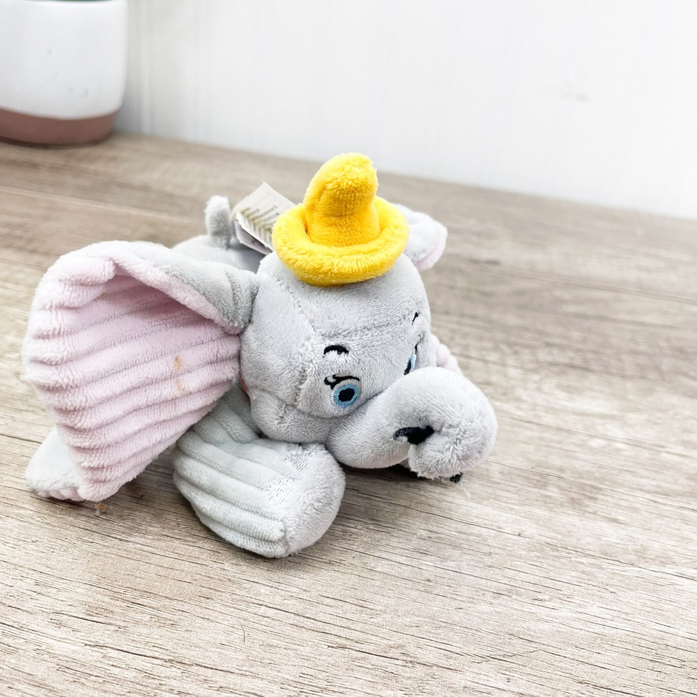 Disney Scentsy Buddy Clip Dumbo Elephant Plush Backpack Clip Gray Yellow Hat - Picture 7 of 14